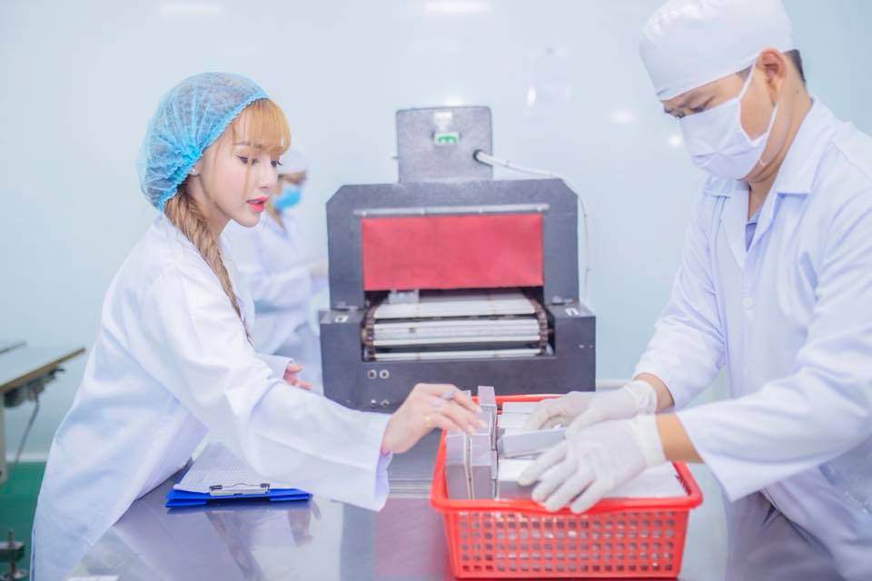 Nhà máy sản xuất đạt chuẩn CGMP của Hàn Quốc