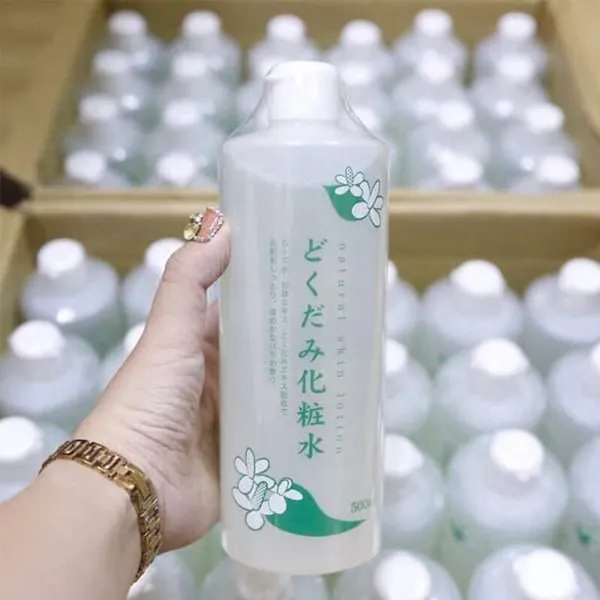Nước Hoa Hồng Toner Diếp Cá Dokudami Natural Skin Lotion
