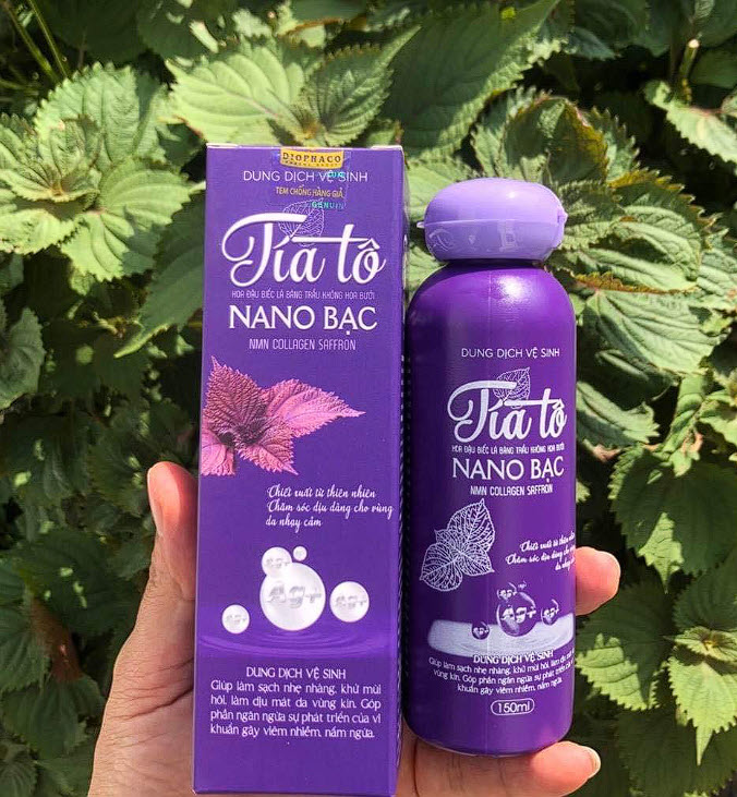 Dung Dịch Vệ Sinh Tía Tô Nano Bạc 150ml